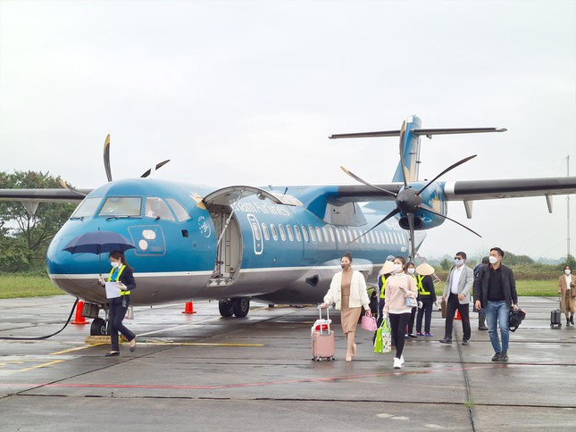 Các hãng hàng không muốn được tăng trần giá vé máy bay, thêm phụ thu phí nhiên liệu để ứng phó với giá xăng dầu tăng cao. Ảnh: Phạm Thanh