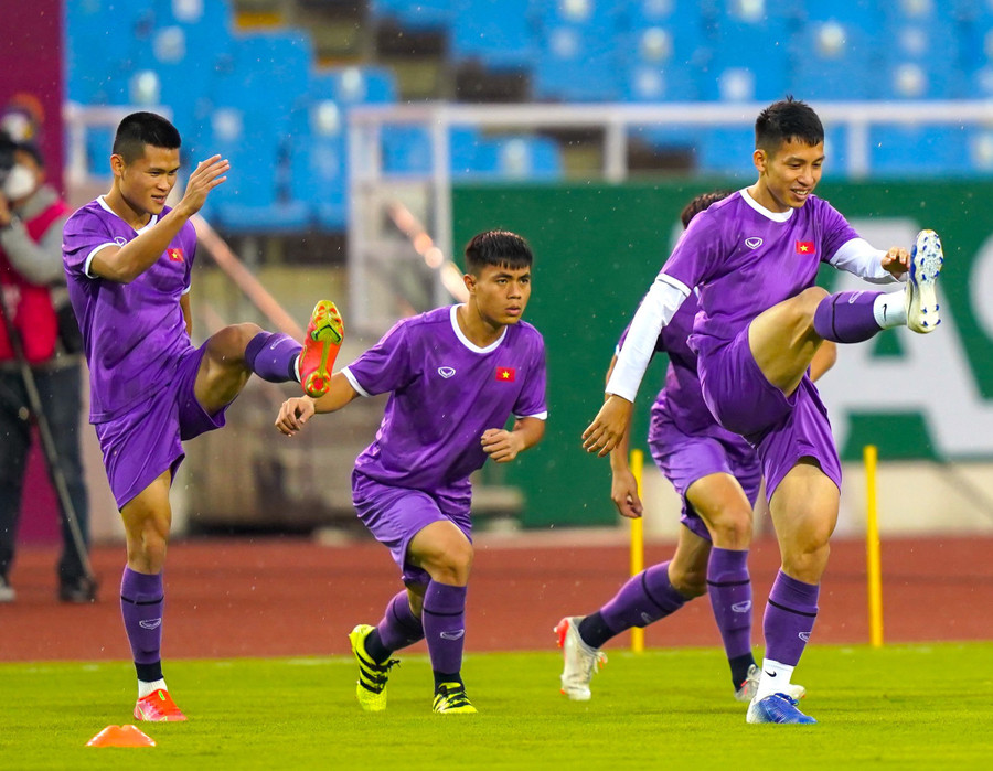 Hùng Dũng đang trên đường tìm lại những phẩm chất hay nhất của mình. Ảnh: Độc Lập