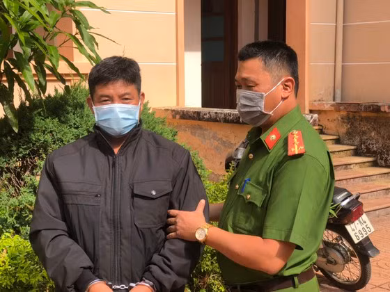 Đối tượng Trần Văn Quân bị cơ quan công an bắt giữ