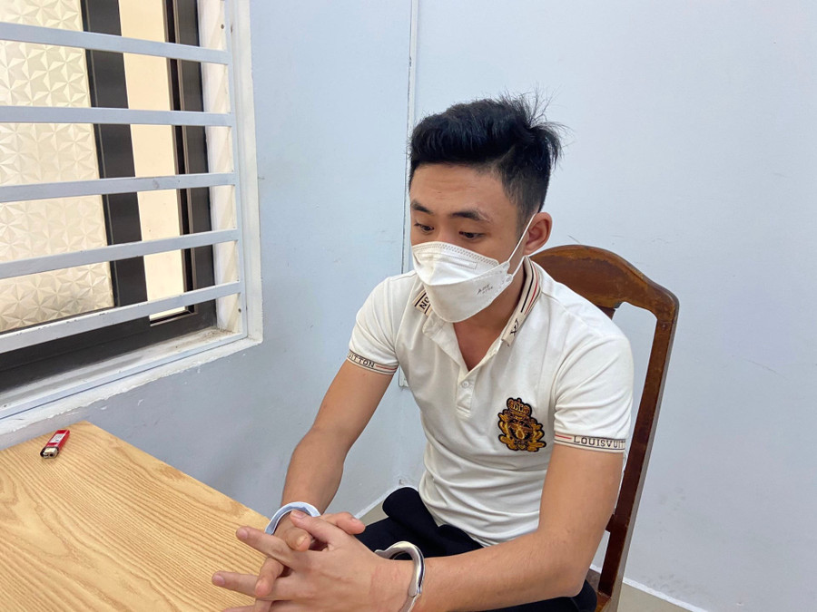  Tín bị tạm giữ hình sự. Ảnh: Nguyễn Tú