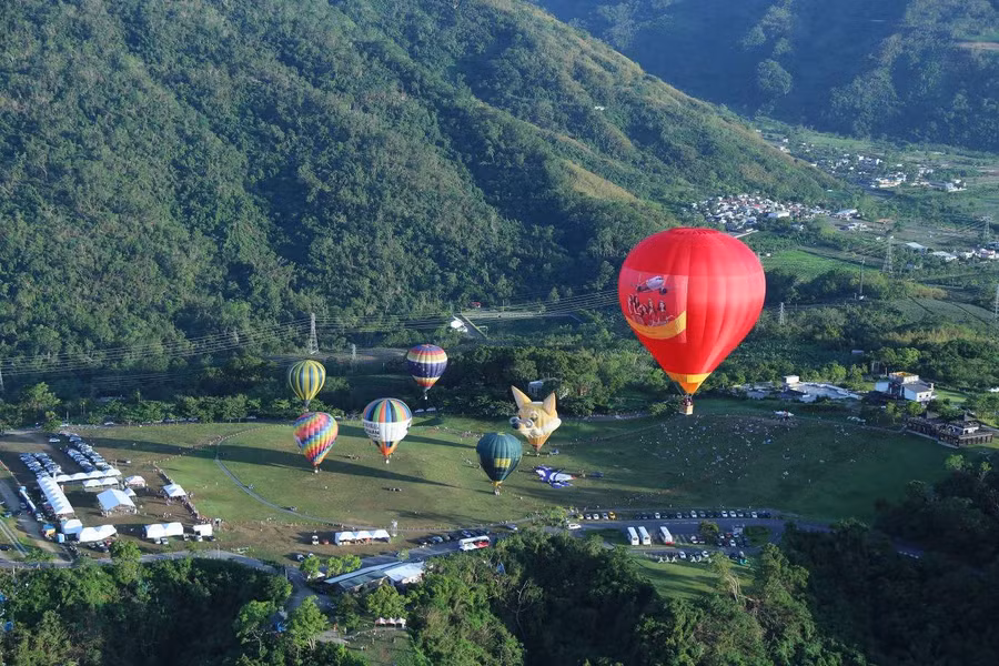  Khinh khí cầu Vietjet sẽ đại diện cho màu cờ, sắc áo Việt Nam tại lễ hội lần này