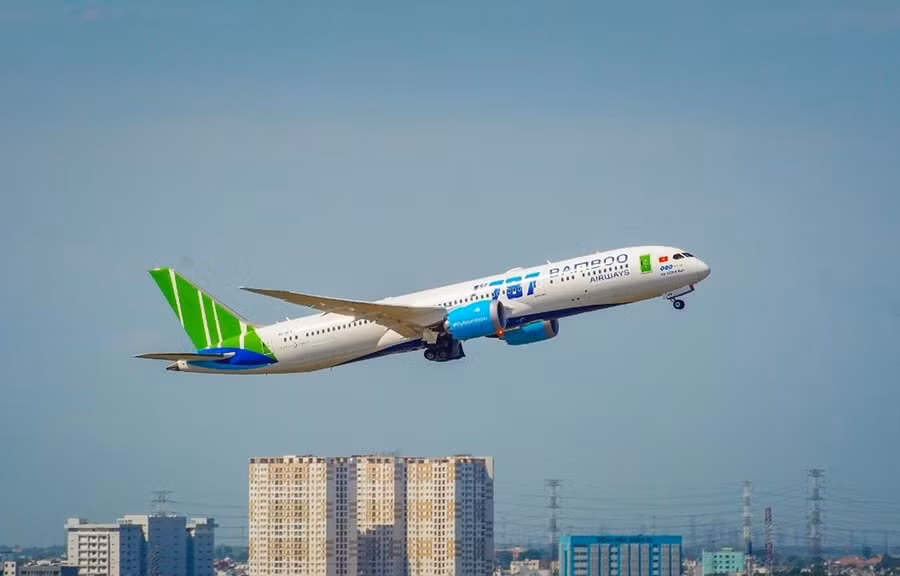 Dòng máy bay thân rộng Boeing 787-9 Dreamliner hiện đại của Bamboo Airways được khai thác đường bay thẳng Hà Nội-London. Ảnh: CTV/Vietnam+