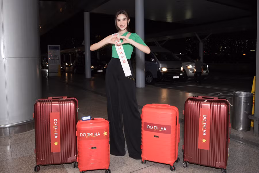 Đỗ Thị Hà đã sẵn sàng tranh tài với 39 người đẹp đến từ các quốc gia khác trong đêm chung kết Miss World 2021. Ảnh: FBNV