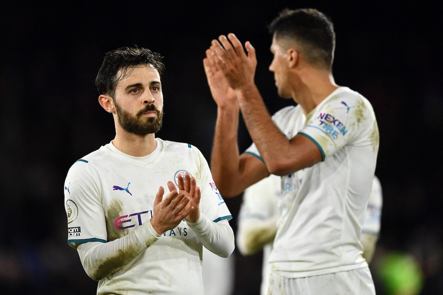 Man City chỉ có thể tự trách mình khi bỏ lỡ nhiều cơ hội ghi bàn. Ảnh: AFP