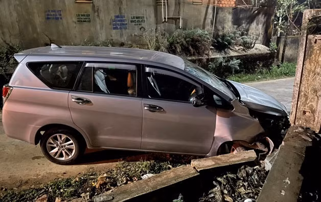 Xe ô tô được sử dụng gây án tại hiện trường. Ảnh Viện KSND tỉnh Đắk Lắk