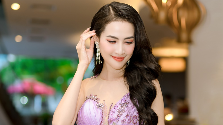 Phan Thị Mơ thăng hạng về nhan sắc sau nhiều năm hoạt động nghệ thuật. Ảnh: NVCC Phan Thị Mơ thăng hạng về nhan sắc sau nhiều năm hoạt động nghệ thuật. Ảnh: NVCC