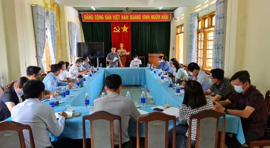 Quang cảnh buổi làm việc. Ảnh: Bá Bính