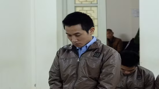 Bị cáo Hiến tại phiên tòa xét xử.