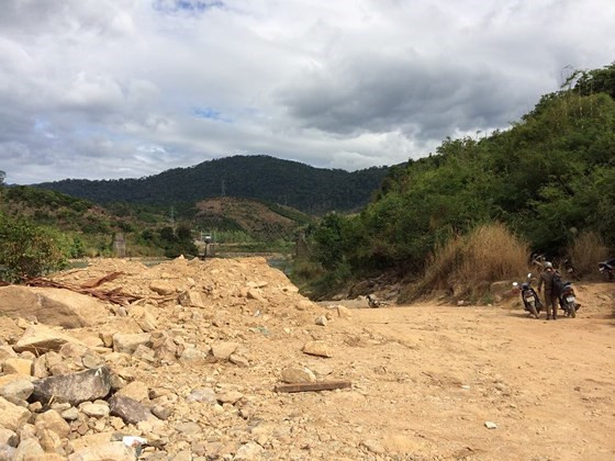 Bến sông dưới thủy điện Sê San 3A nằm trong kế hoạch truy quét Bến sông dưới thủy điện Sê San 3A nằm trong kế hoạch truy quét