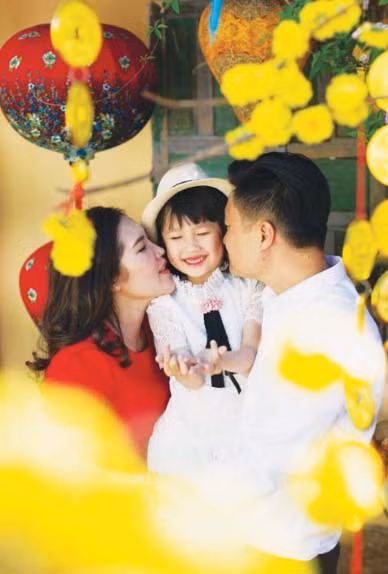 Một bức ảnh gia đình của tác giả Phan Nguyên.