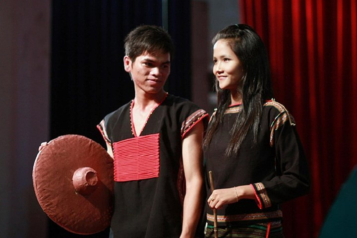  Sự kiện này được tổ chức vào năm 2011 tại TP.HCM. Khi đó, H'Hen Niê mới 19 tuổi.