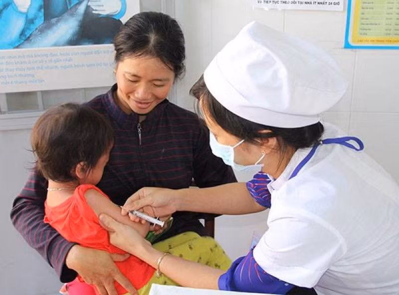 Tiêm vắc xin là cách tốt nhất phòng bệnh cúm đơn giản và hiệu quả.