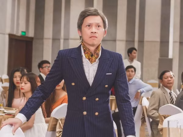 Nghệ sĩ ưu tú Hoài Linh trong phim. 