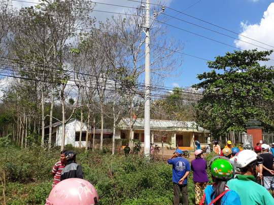 Hiện trường vụ tai nạn khiến ông Bình tử vong. Hiện trường vụ tai nạn khiến ông Bình tử vong.