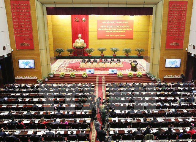  Toàn cảnh hội nghị.