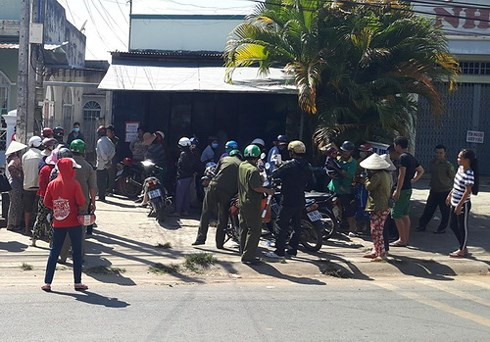 Hiện trường vụ án mạng. Hiện trường vụ án mạng.