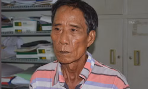 Ông Xê tại cơ quan công an.