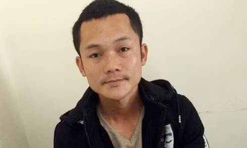 Lữ Văn Dương tại cơ quan điều tra. Lữ Văn Dương tại cơ quan điều tra.