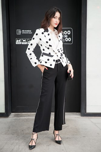  Mỹ Nhân nói thêm: “Nhân nghĩ mình nên tập trung vào phim ảnh.