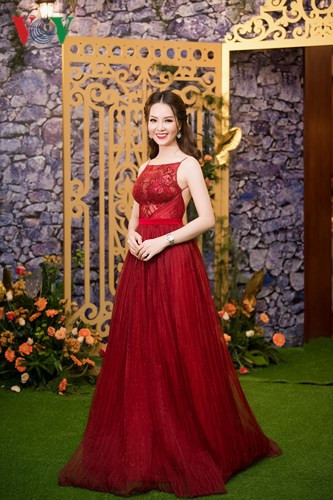 Mặc dù đã ngoài 30 tuổi nhưng có thể nói, Thụy Vân luôn rạng rỡ và biết cách chăm chút cho hình ảnh của mình mỗi khi xuất hiện trước công chúng.