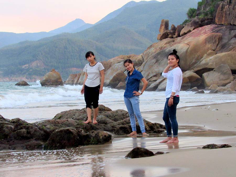 Du khách đến với Tiên Sa Du khách đến với Tiên Sa