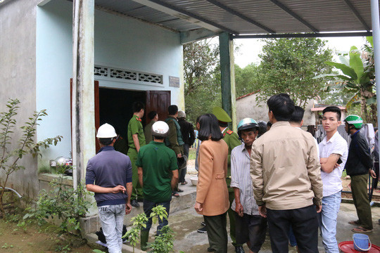  Khá đông công an được điều động đến hiện trường