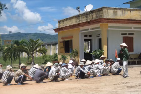 Trại giam Gia Trung trước ngày đặc xá ảnh 1 Sau một ngày cải tạo lao động. Ảnh: Đức Trung