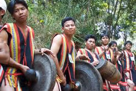 Kon Tum: Phục dựng 17 lễ hội truyền thống đặc sắc ảnh 1