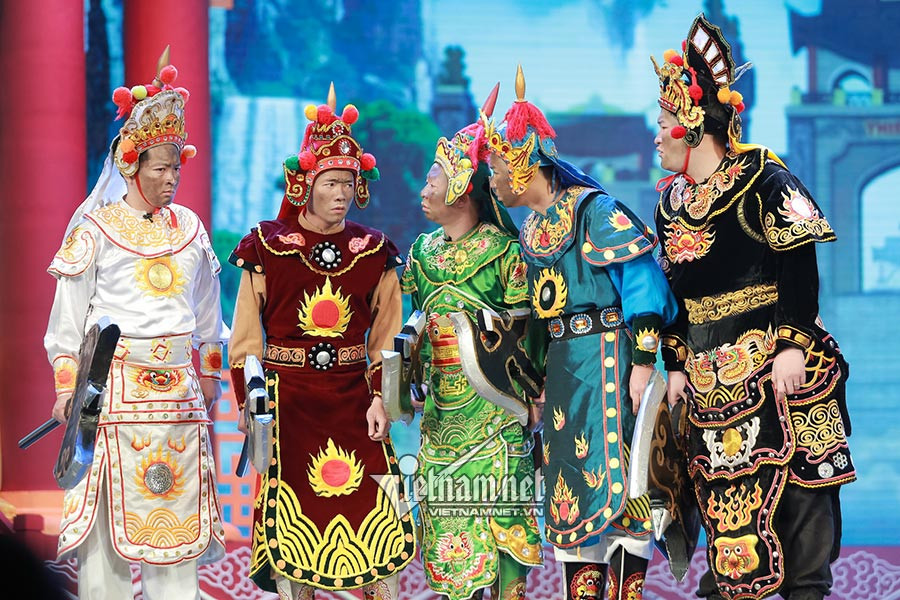 Các nghệ sĩ: Minh Tít, Trung ruồi, Dũng Hớn,... chưa có đất diễn.