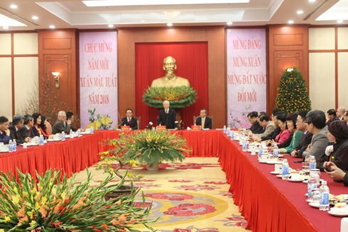 Tổng Bí thư Nguyễn Phú Trọng tiếp Đoàn kiều bào tiêu biểu về nước dự Chương trình Xuân Quê hương 2018