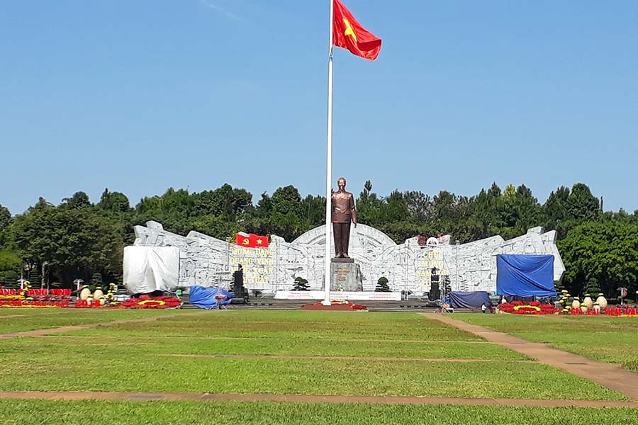  Quảng trường Đại Đoàn Kết-nơi sẽ diễn ra lễ hội đón giao thừa năm 2018. Ảnh: Hoành Sơn