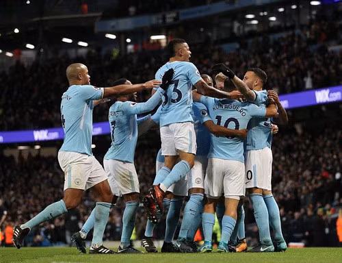 Man City đang tiến bước mạnh mẽ trên mọi đấu trường
