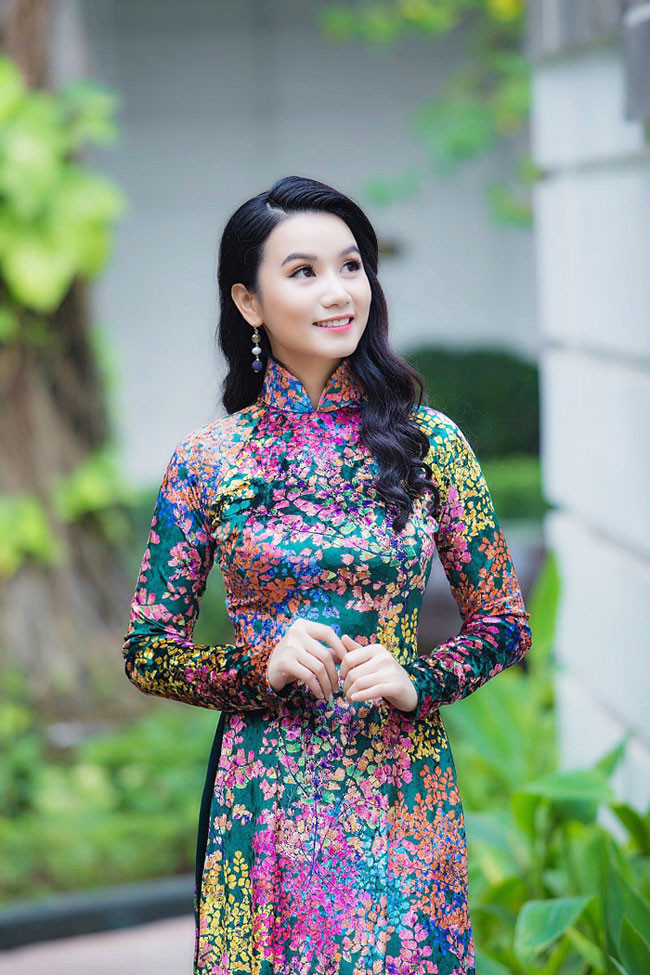  Nữ diễn viên 'Hoa cỏ may phần 3' có một năm 2017 thành công. 