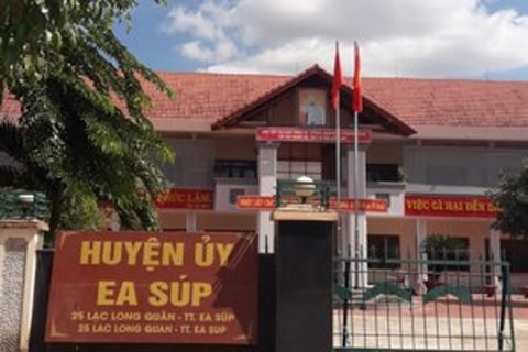 Huyện ủy Ea Súp-nơi ông Trần Ngọc Điếp công tác. Huyện ủy Ea Súp-nơi ông Trần Ngọc Điếp công tác.