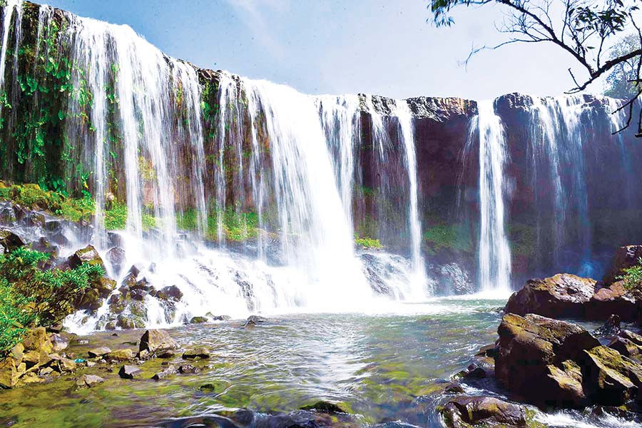  Thác Mơ-thắng cảnh ở huyện Ia Grai.