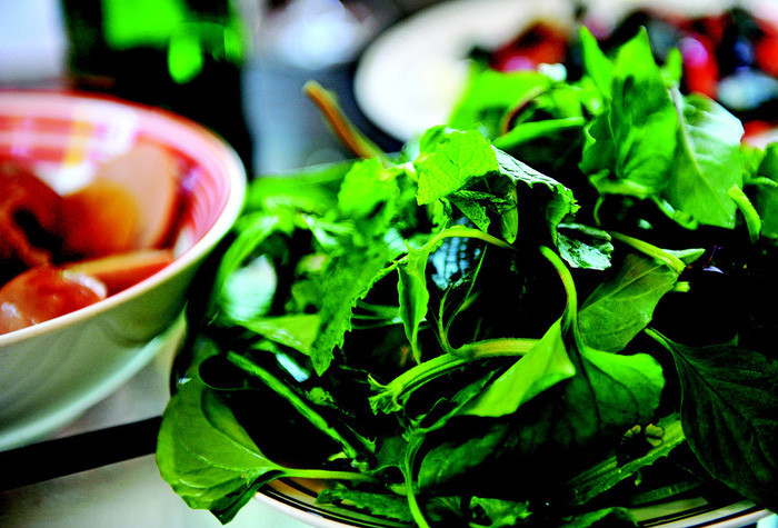  Rau xanh - món không thể thiếu - Ảnh: TR.N