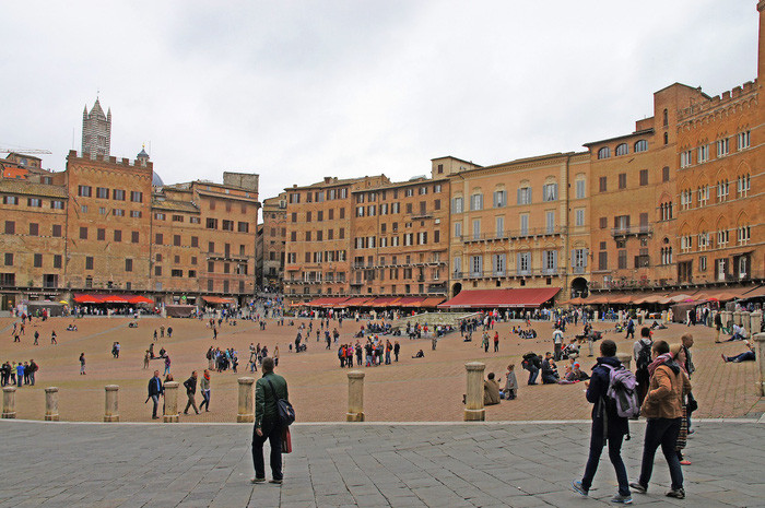 Piazza del Campo ở thành phố Siena - Ảnh: Mauro Maione Piazza del Campo ở thành phố Siena - Ảnh: Mauro Maione