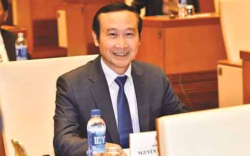 Trợ lý Bộ trưởng, Vụ trưởng Vụ Tổng hợp kinh tế, Bộ Ngoại giao Nguyễn Văn Thảo.