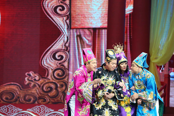 Táo Quy hoạch do Chí Trung đảm nhận đang bàn cách chơi với các Táo.