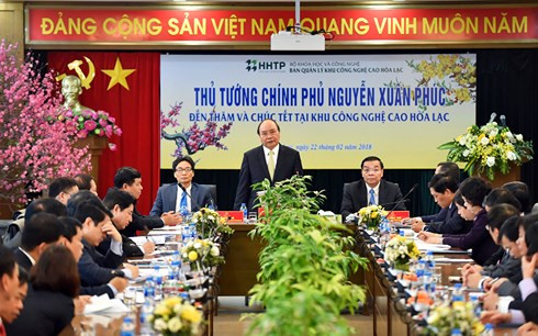Thủ tướng Nguyễn Xuân Phúc làm việc với Ban quản lý Khu công nghệ cao Hòa Lạc
