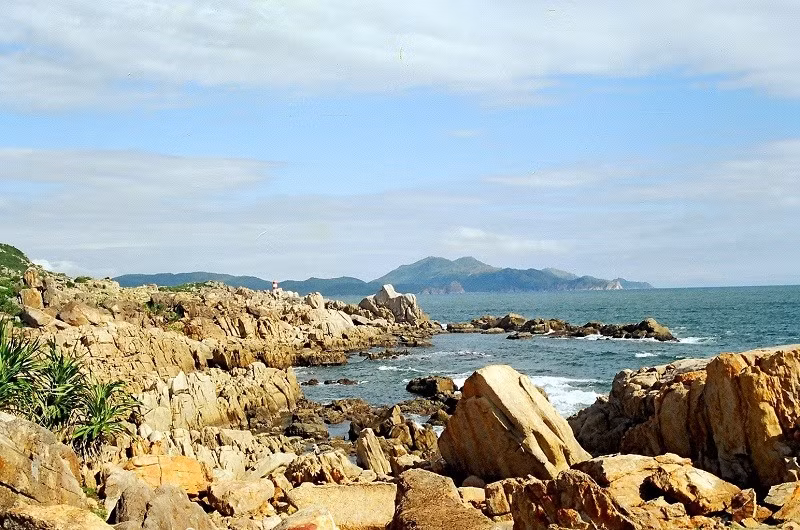 Phía bắc Bãi Nhàng. Phía bắc Bãi Nhàng.