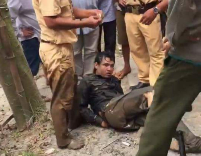 Nguyễn Quang Hải bị lực lượng chức năng bắt tại khu vực cầu Cống Đá, xã Phú Mỹ, H. Mỏ Cày Bắc (Bến Tre)