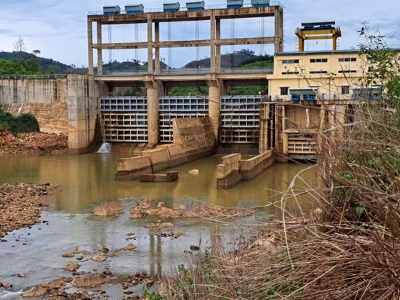 Cửa xả của Thuỷ điện Đắk Psi bậc 2