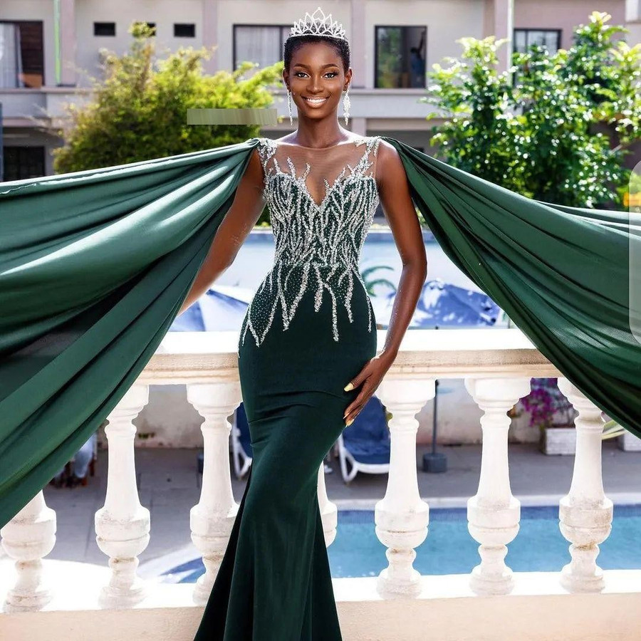  Cô đã vượt qua 26 thí sinh khác để giành được ngôi vị cao quý. Marlène Kany Kouassi sẽ đại diện cho quốc gia tham dự cuộc thi Miss World 2022.