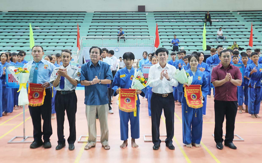 116 câu lạc bộ Vovinam tham gia giải lần này. Ảnh: Văn Ngọc 116 câu lạc bộ Vovinam sẽ tham gia giải lần này. Ảnh: Văn Ngọc