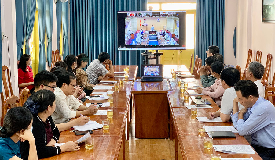 Quang cảnh hội nghị tại điểm cầu Gia Lai. Ảnh: Như Nguyện Quang cảnh hội nghị trực tuyến tại điểm cầu Gia Lai. Ảnh: Như Nguyện