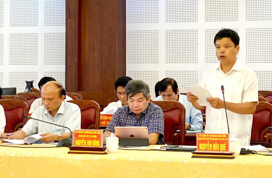 Ông Nguyễn Hữu Quế-Giám đốc Sở KHĐT trình bày kế hoạch khắc phục các chỉ số PCI. Ảnh: Hà Duy