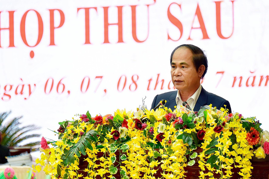 Chủ tịch UBND tỉnh Võ Ngọc Thành đã làm rõ một số nội dung quan trọng được các đại biểu và cử tri quan tâm. Ảnh: Đức Thụy