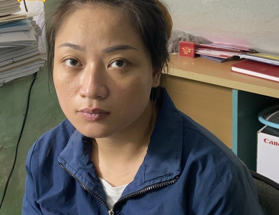  Huyền bị khởi tố về tội cướp giật tài sản. Ảnh: Văn Tiến