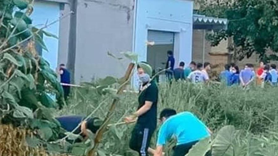 Cơ quan công an khám nghiệm hiện trường vụ án. Ảnh: CTV Cơ quan công an khám nghiệm hiện trường vụ án. Ảnh: CTV